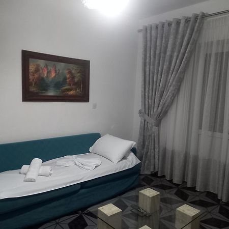 Goni Guest House Saranda Dış mekan fotoğraf
